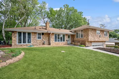 771 58th Ave NE, Fridley, MN 55432