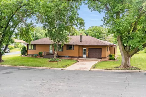 207 N Thompson, Delavan, MN 56023