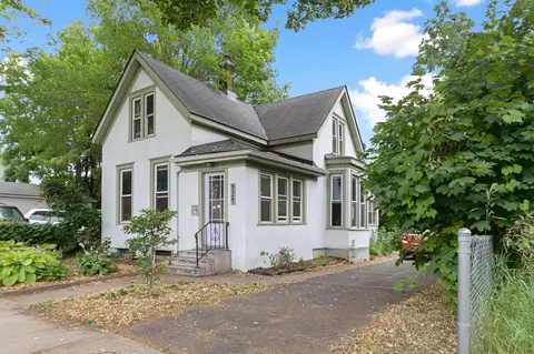924 Fremont Ave, Saint Paul, MN 55106