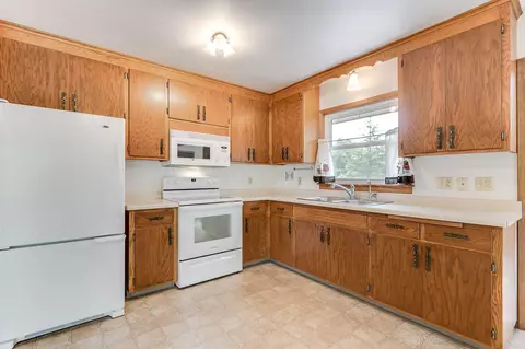 2138 Budd Ave, Maple Plain, MN 55359 photo 8