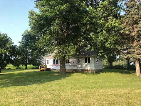 42974 890th St, Heron Lake, MN 56137