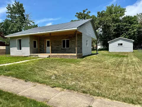 211 E Luella St, Le Roy, MN 55951