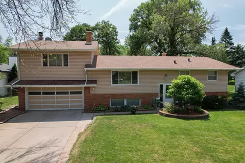 182 Emerson Ave W, West Saint Paul, MN 55118