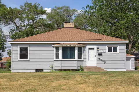6007 Emerson Ave N, Brooklyn Center, MN 55430