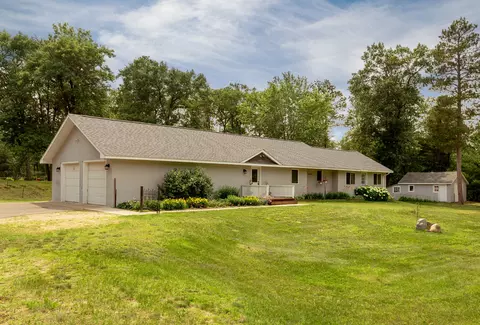 7401 Crabtree Ln, Nisswa, MN 56468