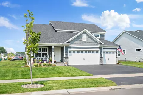 7305 Crane Dr, Lino Lakes, MN 55038