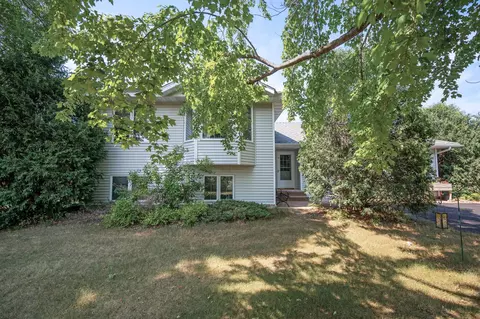 7524 393rd St, North Branch, MN 55056
