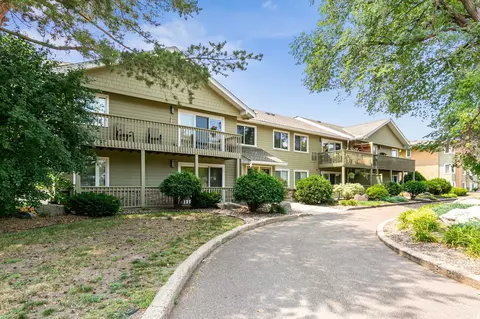 5424 France Ave S #101A, Edina, MN 55410