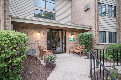 1871 Silver Bell Rd #222, Eagan, MN 55122 photo 2