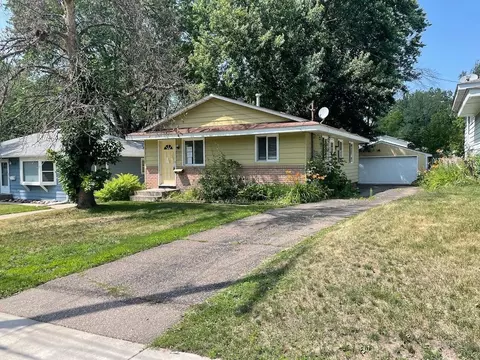 2183 Margaret St, Saint Paul, MN 55119