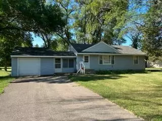 40 Logan Pkwy NE, Fridley, MN 55432