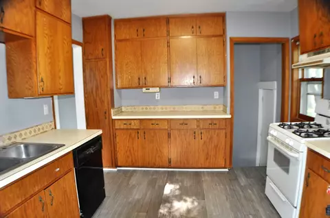 726 N 3rd St, Montevideo, MN 56265 photo 5