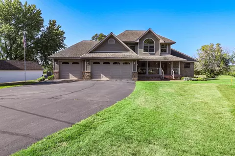 n867 385th Street, Maiden Rock, WI 54750