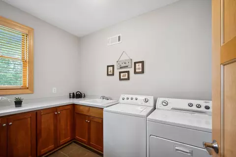 573 Spruce Cir, Eagan, MN 55123 photo 32