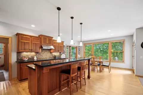 573 Spruce Cir, Eagan, MN 55123 photo 6