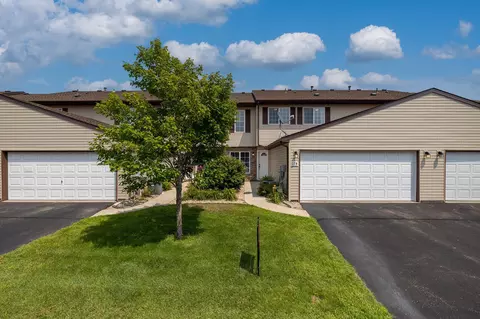 238 E Orchard St, Belle Plaine, MN 56011