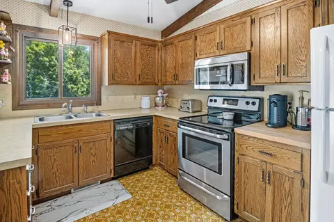 20128 Cimarron Cir, Corcoran, MN 55340 photo 11