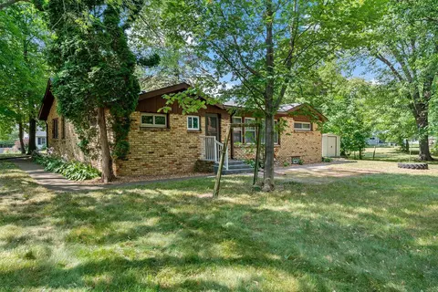 4859 Gershwin Ave N, Oakdale, MN 55128