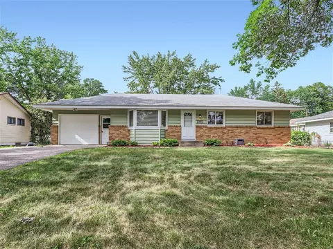 107 104th Ln NW, Coon Rapids, MN 55448