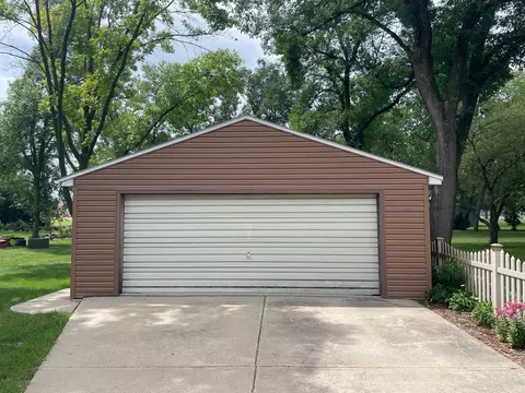 129 Maple St, Tyler, MN 56178 photo 38