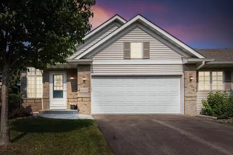 13272 Williamsberg Dr, Savage, MN 55378