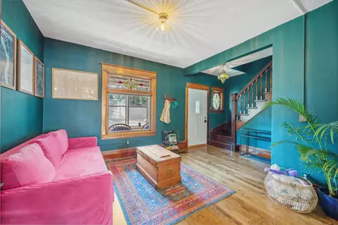 755 Thomas Ave, Saint Paul, MN 55104