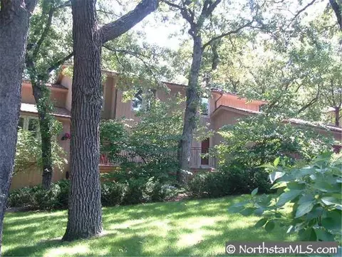 11501 Zion Rd, Bloomington, MN 55437