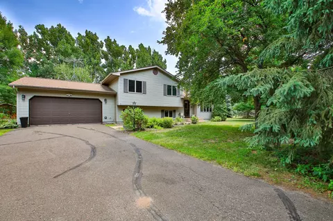 872 250th St, Osceola, WI 54020