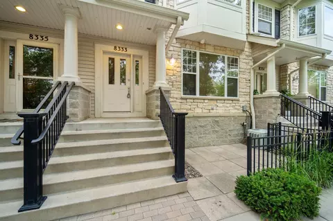 8333 Labont Way, Eden Prairie, MN 55344