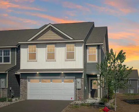 13776 Kaylemore Trl, Rosemount, MN 55068
