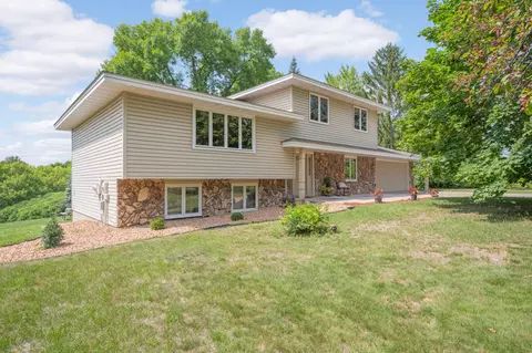 5185 Fern Dr, Independence, MN 55357