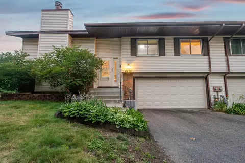 4432 Churchill St, Shoreview, MN 55126