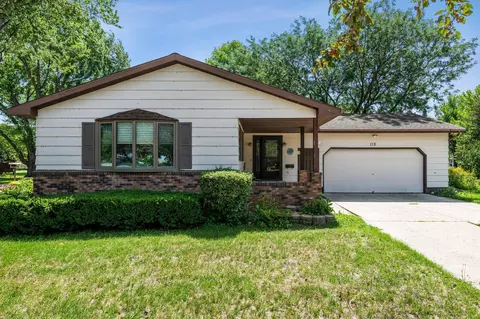 113 Lincoln Ave E, Gaylord, MN 55334