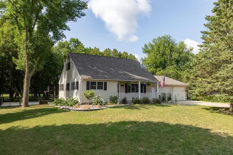 2207 10th Ave SW, Austin, MN 55912