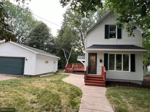 637 S Starr Ave, New Richmond, WI 54017