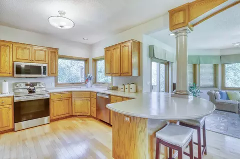 565 77th St W, Eagan, MN 55121 photo 27