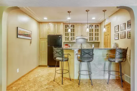 565 77th St W, Eagan, MN 55121 photo 59