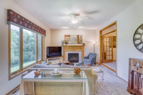 565 77th St W, Eagan, MN 55121 photo 38