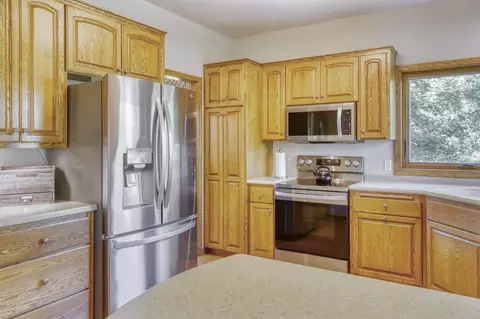 565 77th St W, Eagan, MN 55121 photo 29