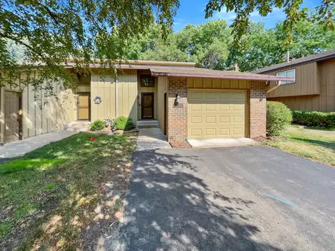 6916 Unity Ave N, Brooklyn Center, MN 55429