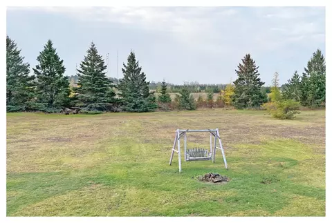 3816 Valley View Dr NE, Bemidji, MN 56601