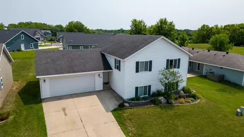 208 Lana Ct, Fergus Falls, MN 56537