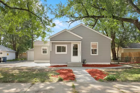 2017 43rd Ave N, Minneapolis, MN 55412