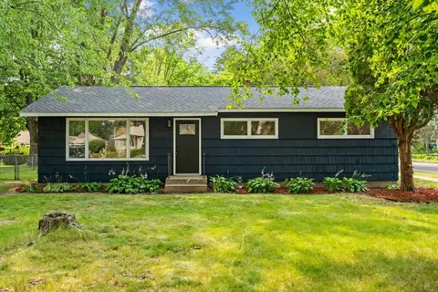 4071 Jay Ln, White Bear Lake, MN 55110
