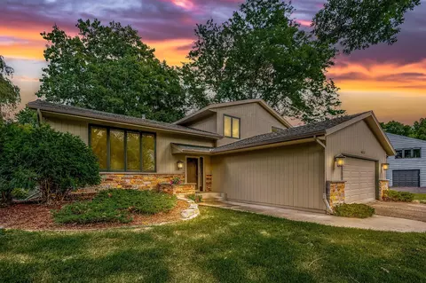 14810 Woodruff Rd, Wayzata, MN 55391