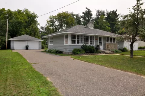 209 5th St S, Walker, MN 56484