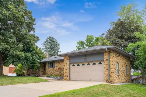 774 Randy Ave, Shoreview, MN 55126