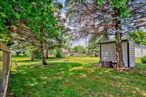 720 8th St NW, Faribault, MN 55021 photo 9