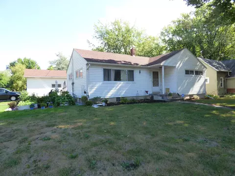 106 2nd St SE, Blooming Prairie, MN 55917