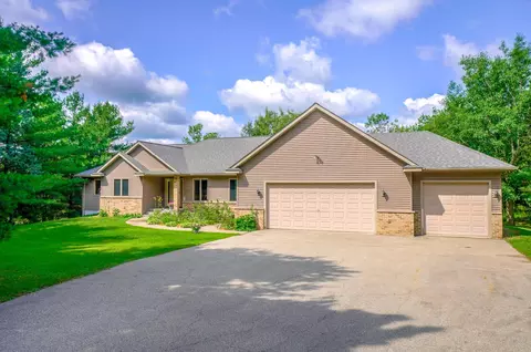 n7987 870th Street, River Falls, WI 54022